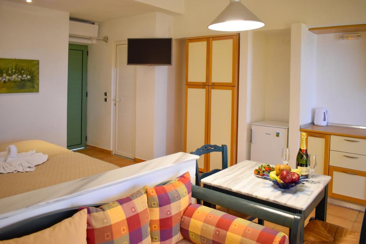Hotel Dafni Skiathos Town Exterior foto