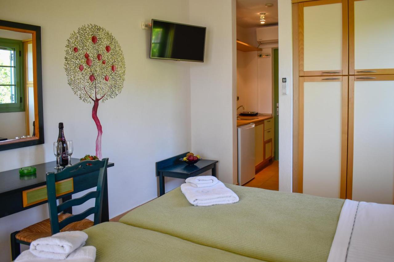 Hotel Dafni Skiathos Town Exterior foto