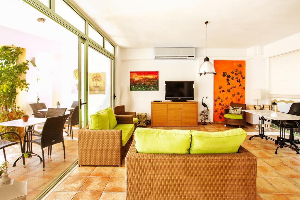 Hotel Dafni Skiathos Town Exterior foto